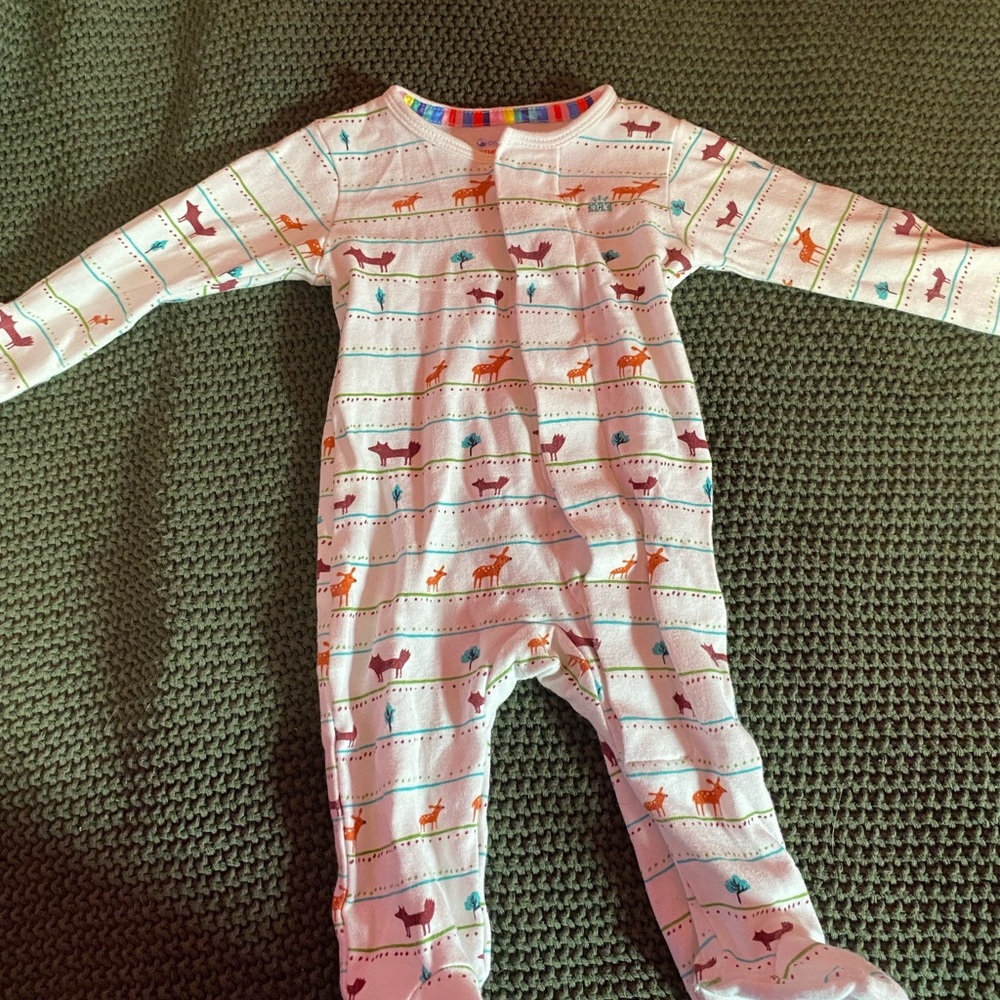 magnetic me 0-3 month sleeper